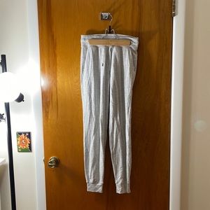 Lululemon- Ready to Rulu Jogger